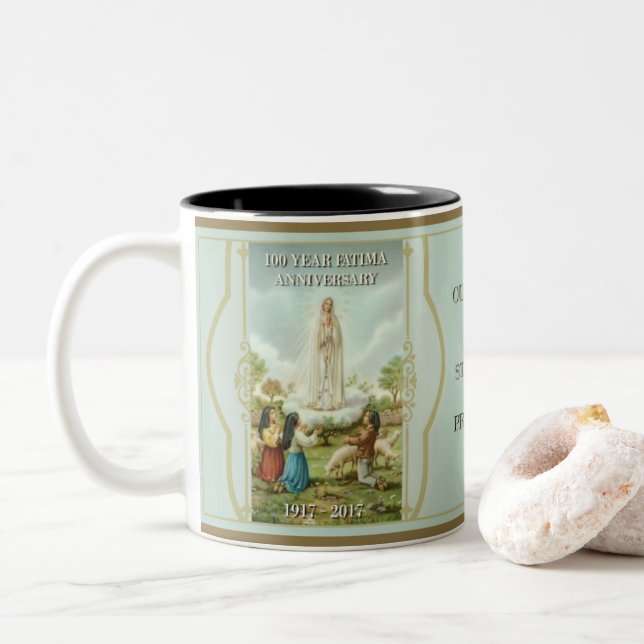 Caneca De Café Em Dois Tons Nossa senhora de Fatima & de St. Martha (Com Donut)