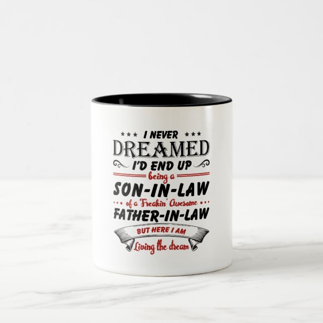 Caneca De Café Em Dois Tons Nunca Sonhei que acabaria sendo um genro (Centro)