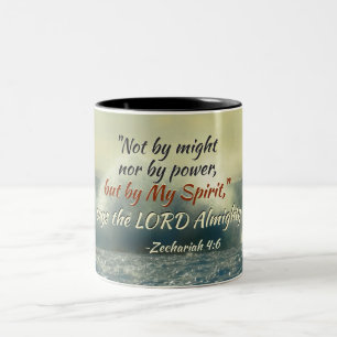 Caneca De Café Em Dois Tons O 4:6 de Zechariah pôde não perto nem pelo poder