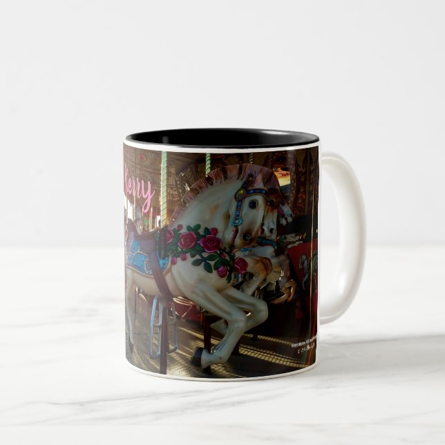 Caneca De Café Em Dois Tons O carrossel justo do carnaval Feliz-Vai-Roung (Frente Esquerda)