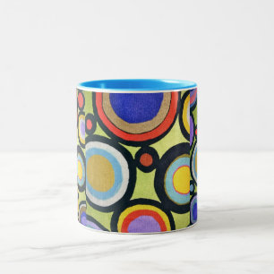 Caneca De Café Em Dois Tons O círculo dentro de Colorul preliminar circunda a