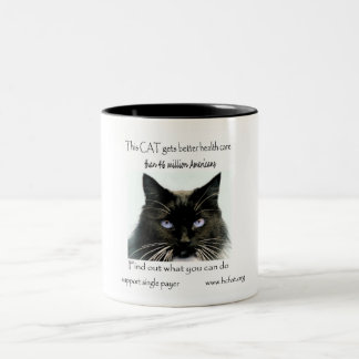 Caneca De Café Em Dois Tons O gato obtem melhores cuidados médicos