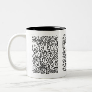Caneca De Café Em Dois Tons O Inspirational cita o estresse de afirmações posi