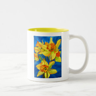Caneca De Café Em Dois Tons O narciso amarelo do daffodil floresce a arte da