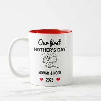 Caneca De Café Em Dois Tons O nosso primeiro dia da mãe, o primeiro Dia de as