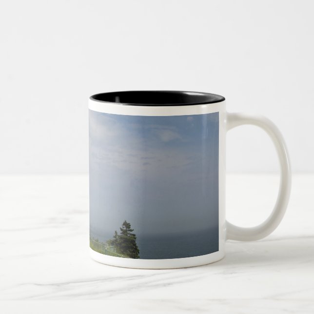 Caneca De Café Em Dois Tons O Parque Estadual do Farol West Quoddy Head é o (Direita)