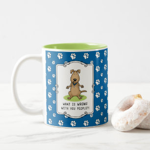Caneca De Café Em Dois Tons O que há de errado com suas Pessoas? Cachorro Engr