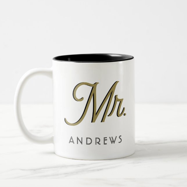 Caneca De Café Em Dois Tons O Sr. Modern Black Script Personalizado Casamento (Esquerda)