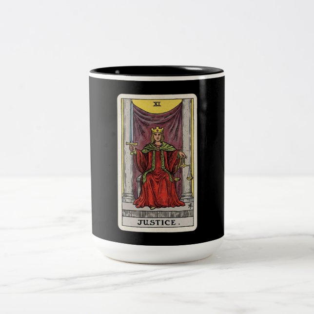 Caneca De Café Em Dois Tons O Tarot da Justiça (Centro)
