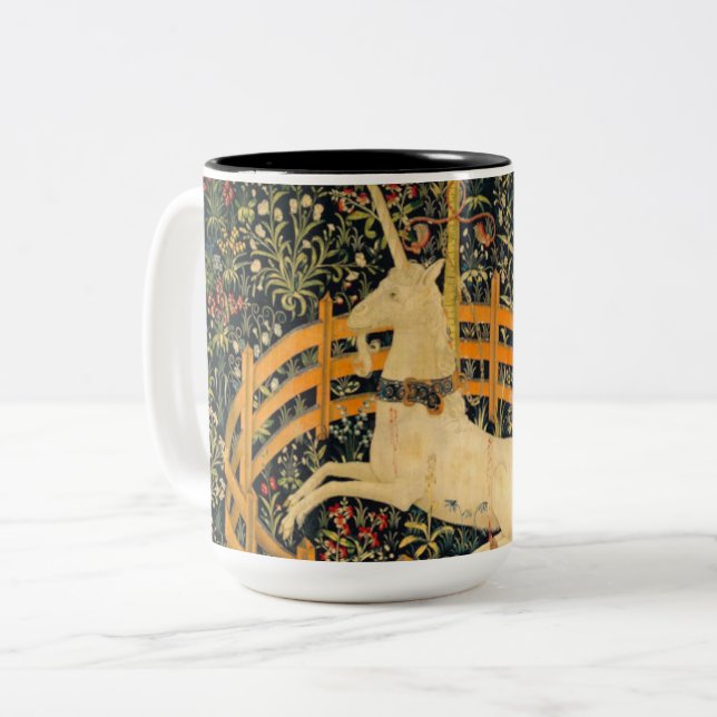 Caneca De Café Em Dois Tons O Unicórnio em cativeiro (Frente Esquerda)