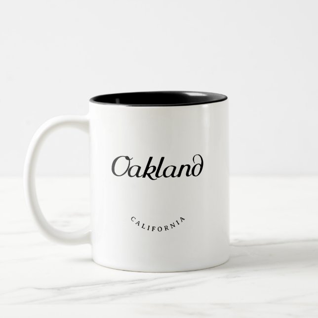 Caneca De Café Em Dois Tons Oakland California Black Font (Esquerda)