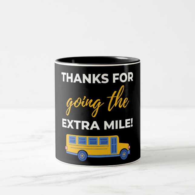 Caneca De Café Em Dois Tons Obrigados Para Ir Para A Milha Extra (Centro)
