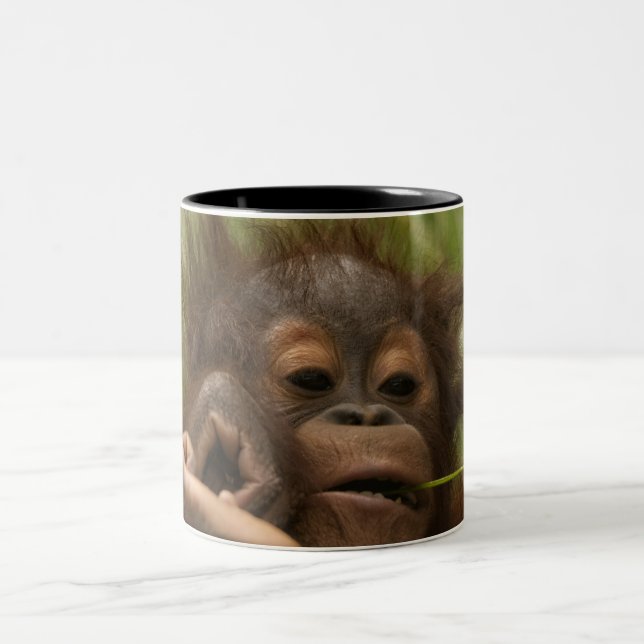 Caneca De Café Em Dois Tons Orangutan Baby (Centro)