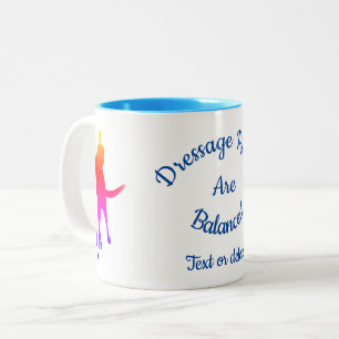 Caneca De Café Em Dois Tons Os Cavaleiros De Dressage São Silhuets De Cor Equi