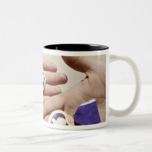 Caneca De Café Em Dois Tons Os receptores de Purple Heart indicam suas