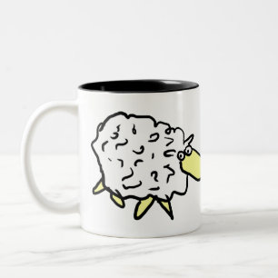 Caneca De Café Em Dois Tons Ovelha divertida em um estilo de desenho animado