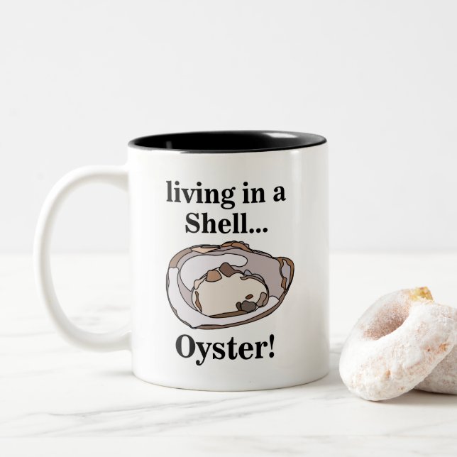 Caneca De Café Em Dois Tons Oyster Shell Engraçado (Com Donut)
