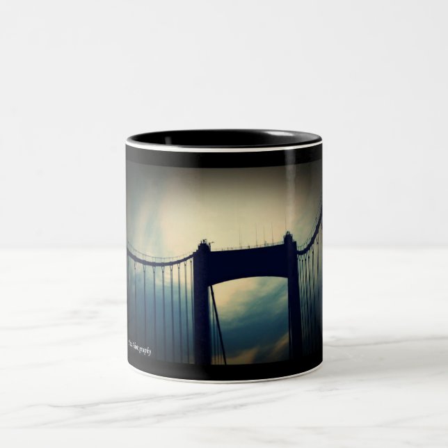 Caneca De Café Em Dois Tons PA de Philadelphfia da ponte de Walt Whitman (Centro)