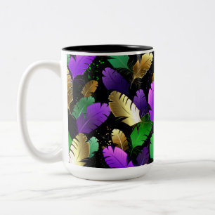 Caneca De Café Em Dois Tons Padrão contínuo com penas de Mardi Gras
