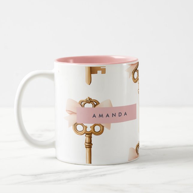 Caneca De Café Em Dois Tons Padrão Coquette Personalizado Chave Dourada e Laço (Esquerda)