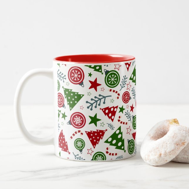 Caneca De Café Em Dois Tons Padrão da árvore de Natal (Com Donut)