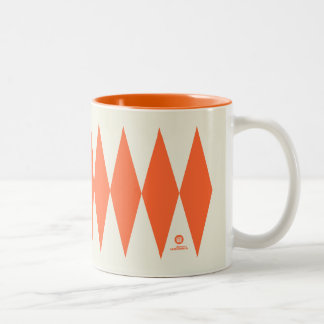 Caneca De Café Em Dois Tons Padrão de Diamante Laranja Retroativo