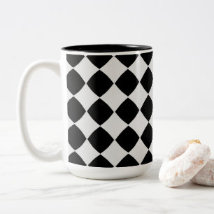 Caneca De Café Em Dois Tons Padrão de diamante preto e branco