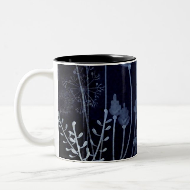Caneca De Café Em Dois Tons Padrão de Flor Azul Escuro (Esquerda)