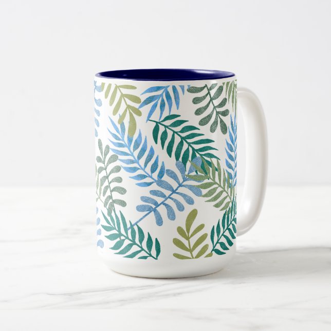 Caneca De Café Em Dois Tons Padrão de Folhas com Sombreado Azul Charme (Frente Esquerda)