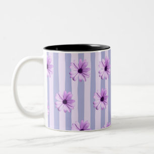 Caneca De Café Em Dois Tons Padrão de listras de Pastel com a Daisies