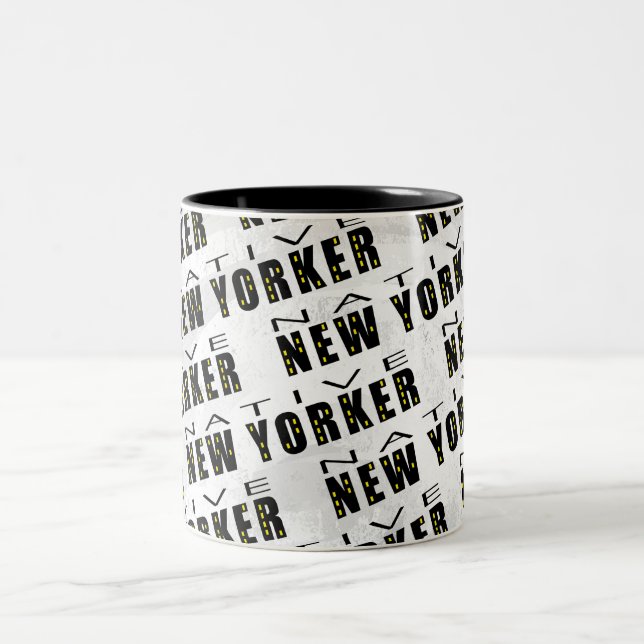 Caneca De Café Em Dois Tons Padrão do New Yorker nativo (Centro)