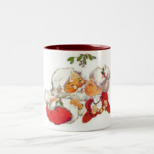 Caneca De Café Em Dois Tons Papai noel do natal vintage que beija a Sra. Claus