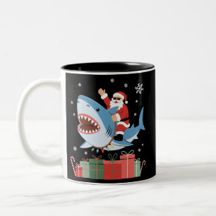 Caneca De Café Em Dois Tons Papai Noel Montado em Tubarão de Natal Pijama Fofo