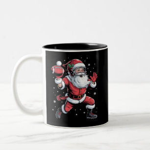 Caneca De Café Em Dois Tons Papais noeis jogando futebol americano no Natal