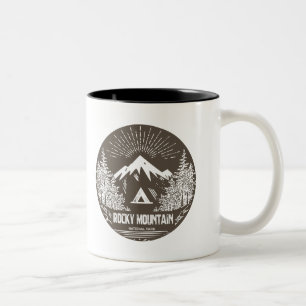 Caneca De Café Em Dois Tons Parque nacional de montanha rochosa