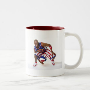 Caneca De Café Em Dois Tons Patinete entre os pés