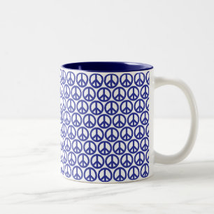 Caneca De Café Em Dois Tons Paz Vermelha e Azul