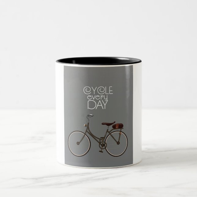 Caneca De Café Em Dois Tons Pedale todos os dias. (Centro)