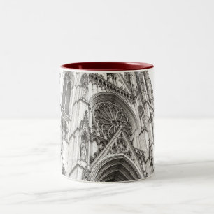 Caneca De Café Em Dois Tons Pedra e Sombra