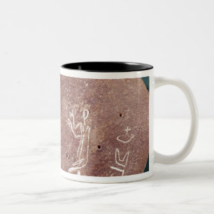 Caneca De Café Em Dois Tons Pedra inscreida com um dançarino