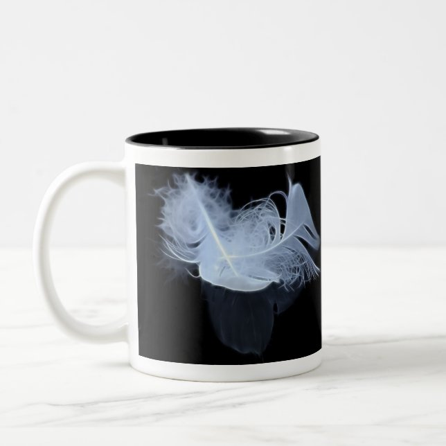 Caneca De Café Em Dois Tons Penas de chama gêmeas e reflexo (Esquerda)