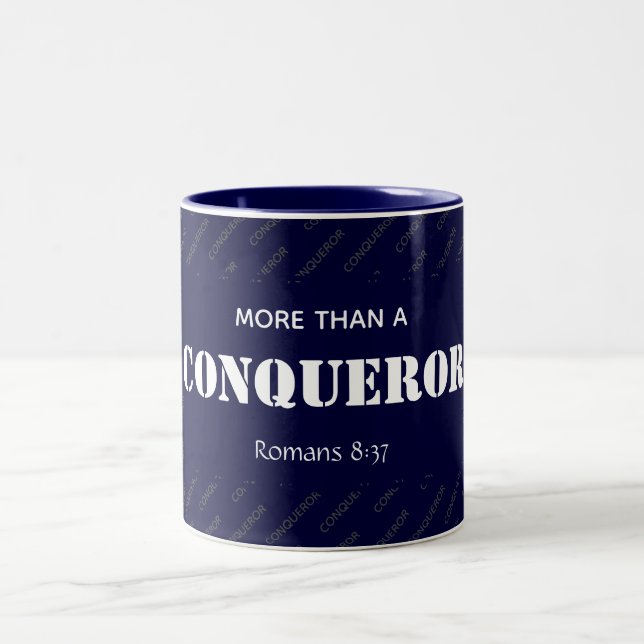 Caneca De Café Em Dois Tons Personalizado mais do que um cristão conquistador (Centro)