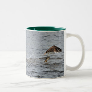Caneca De Café Em Dois Tons Pesca de Osprey e Walleye Wildlife Foto Mug