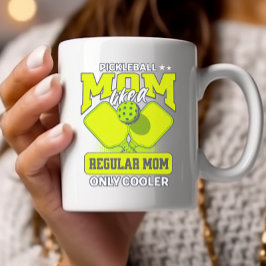 Caneca De Café Em Dois Tons Pickleball Mãe Como uma mãe normal só mais legal