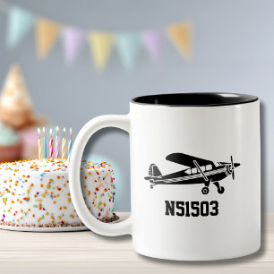 Caneca De Café Em Dois Tons Pilot Aviation Número de avião personalizado simpl
