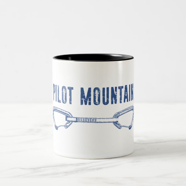 Caneca De Café Em Dois Tons Pilot Mountain Carolina do Norte Escalada Quickdra (Centro)