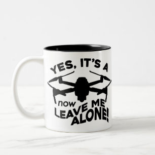 Caneca De Café Em Dois Tons Piloto de Drone Funny Pequeno UAV - gráfico piloto