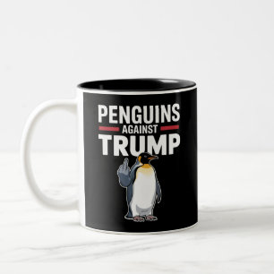 Caneca De Café Em Dois Tons Pinguins de Asas Levantadas Resistem Contra Trump