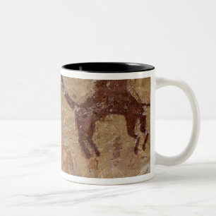Caneca De Café Em Dois Tons Pinturas rupestres pré-históricas com camelos e