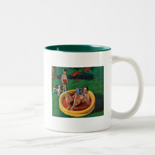 Caneca De Café Em Dois Tons Piscina vadeando